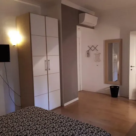 Apartment Il Lucchetto Rome